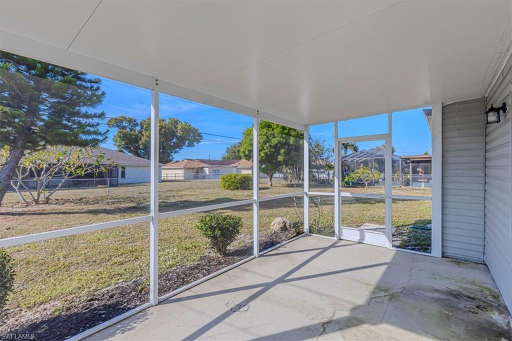 CAPE CORAL - Residential