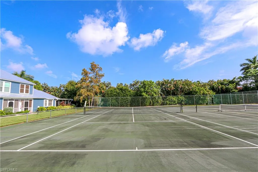 Naples, Florida 34105, United States, 2 Bedrooms Bedrooms, ,2 BathroomsBathrooms,Residential,Active,85329