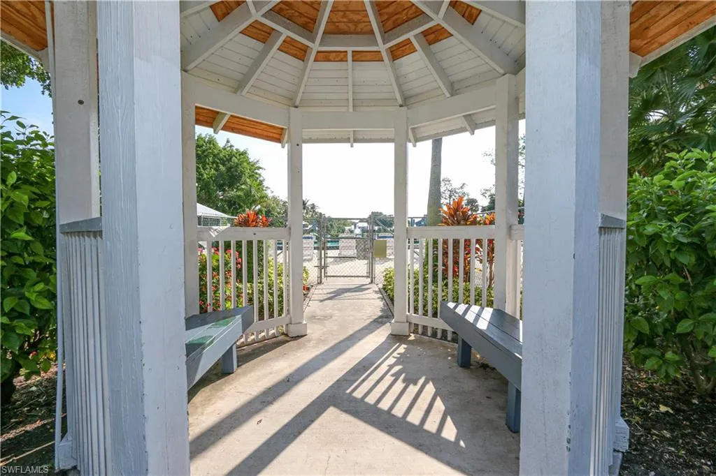 Naples, Florida 34105, United States, 2 Bedrooms Bedrooms, ,2 BathroomsBathrooms,Residential,Active,85329