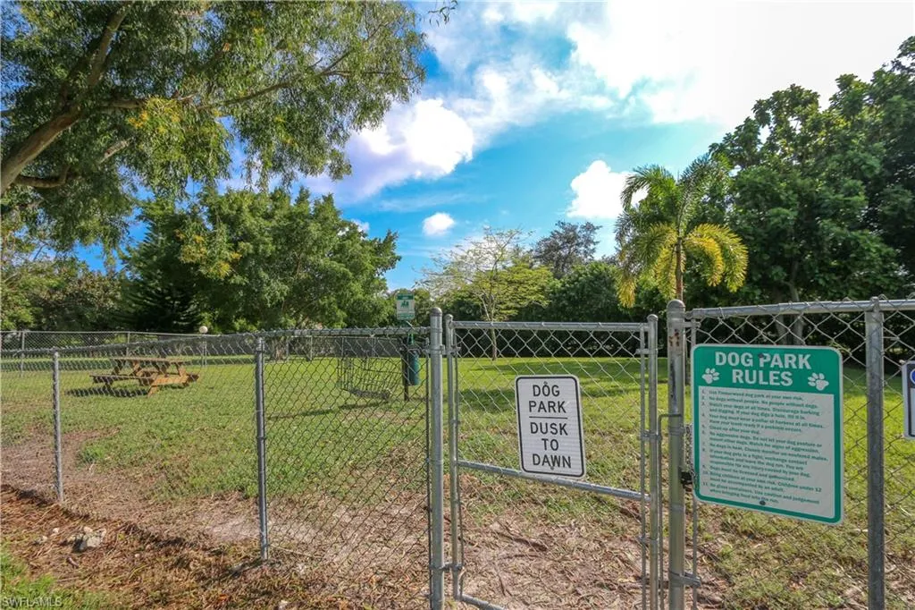 Naples, Florida 34105, United States, 2 Bedrooms Bedrooms, ,2 BathroomsBathrooms,Residential,Active,85329