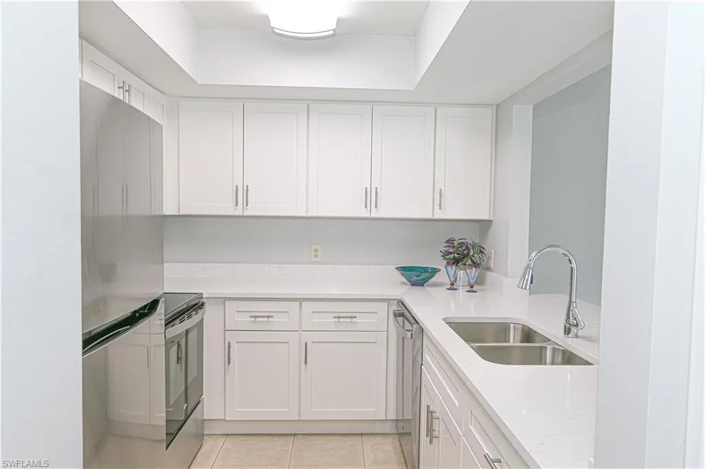 Naples, Florida 34105, United States, 2 Bedrooms Bedrooms, ,2 BathroomsBathrooms,Residential,Active,85329