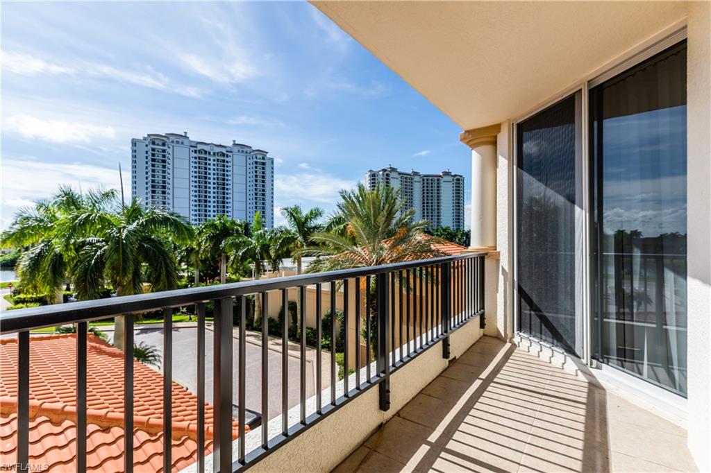 SERANO - Residential