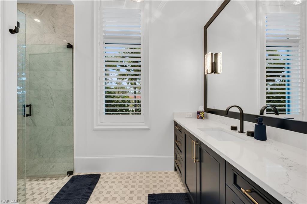 PARK SHORE - Residential