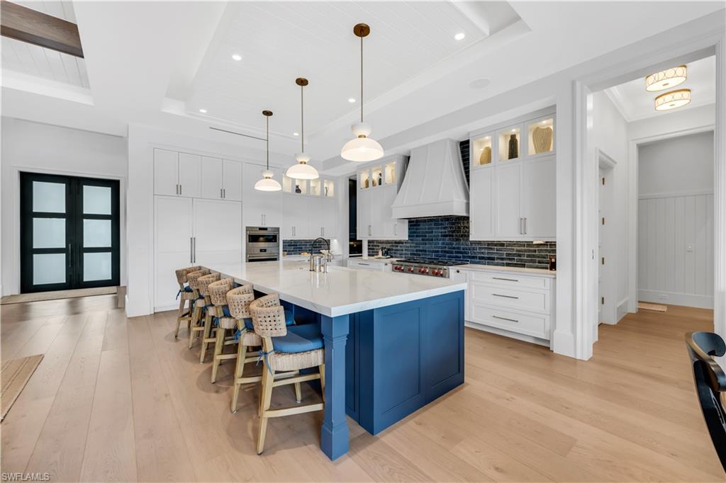 PARK SHORE - Residential