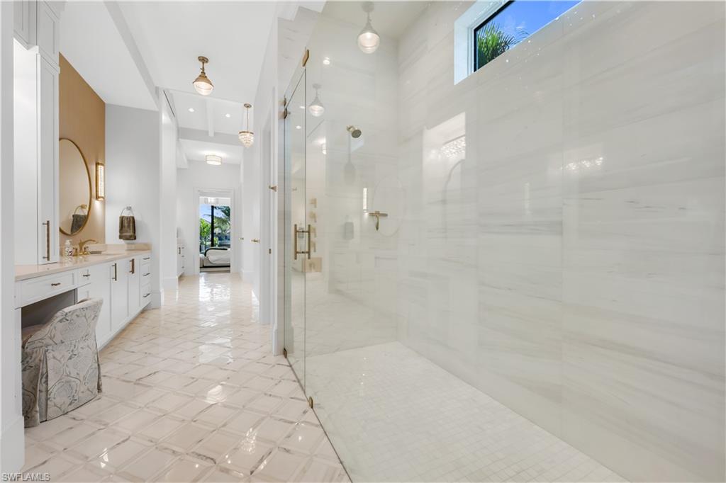 PARK SHORE - Residential