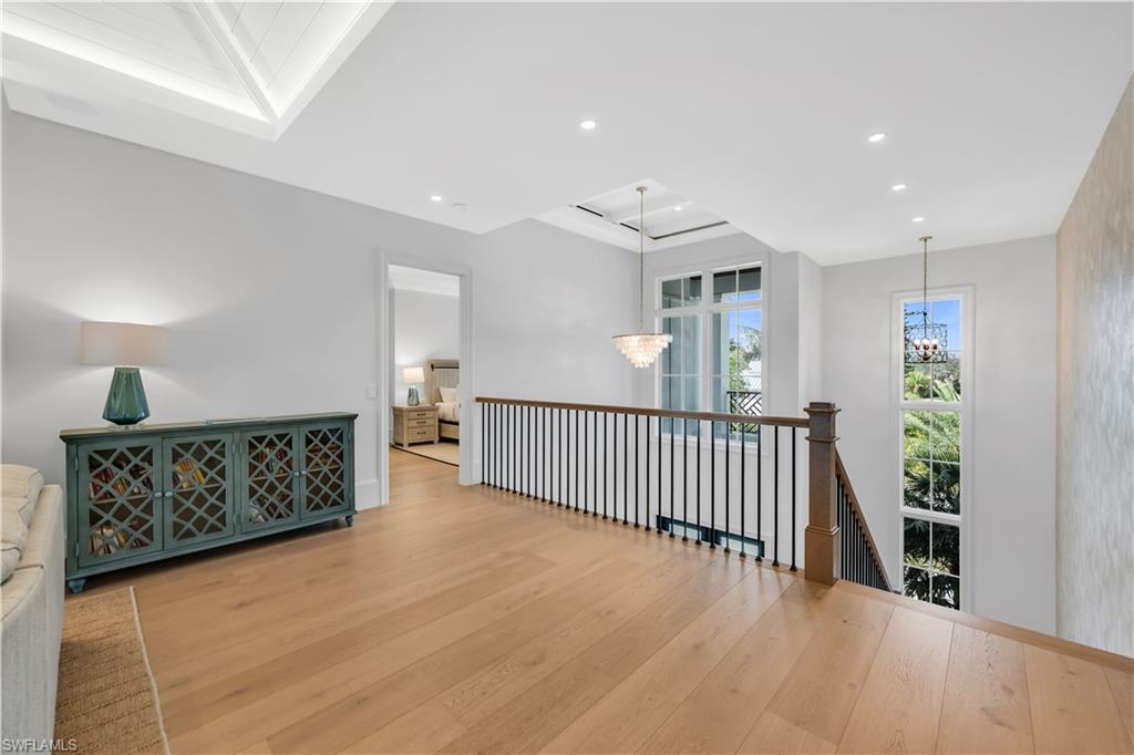 PARK SHORE - Residential