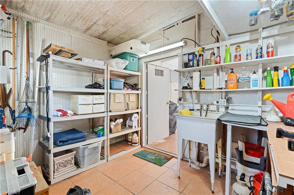 WINDJAMMER VILLAGE OF NAPLES - Residential