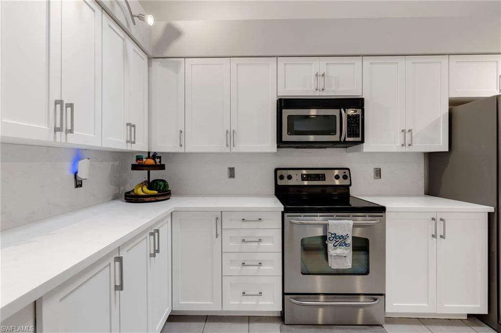 NAPLES BATH AND TENNIS CLUB - Residential