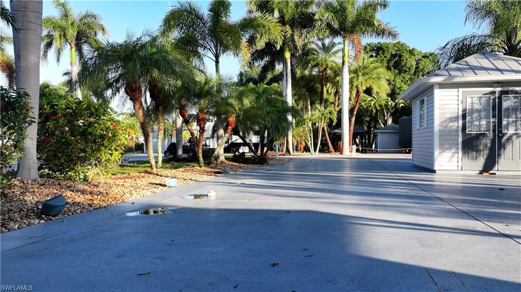 CYPRESS WOODS RV RESORT - Land