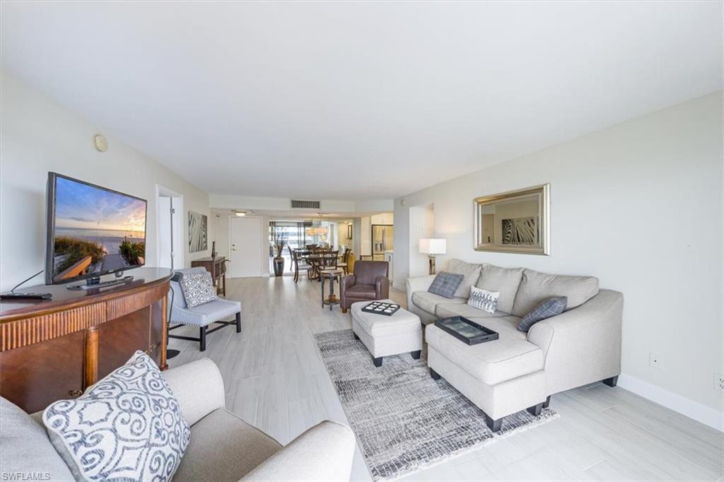 4005 Gulf Shore BLVD N 1104