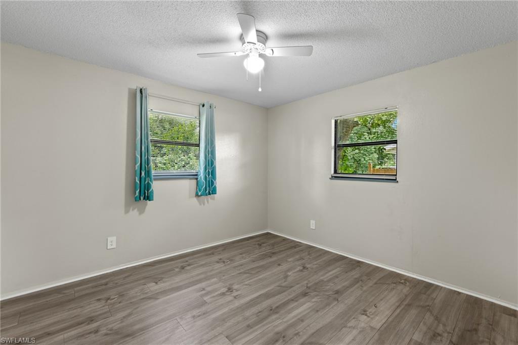 FORT MYERS SHORES - Residential