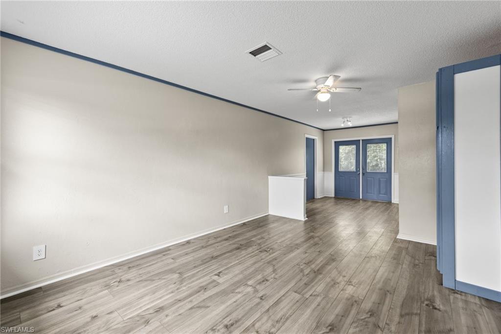 FORT MYERS SHORES - Residential