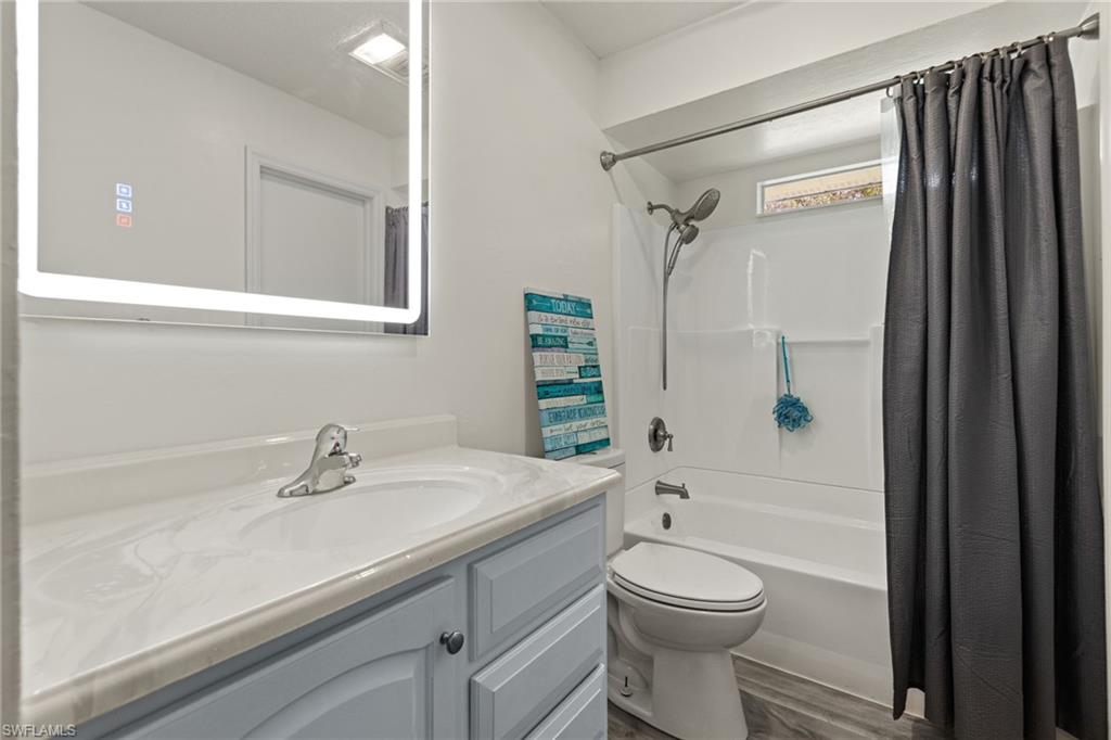 FORT MYERS SHORES - Residential