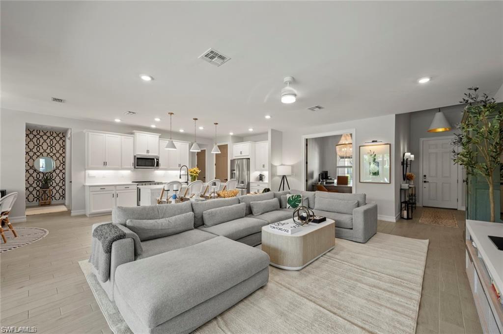 BONITA SPRINGS - Residential Lease