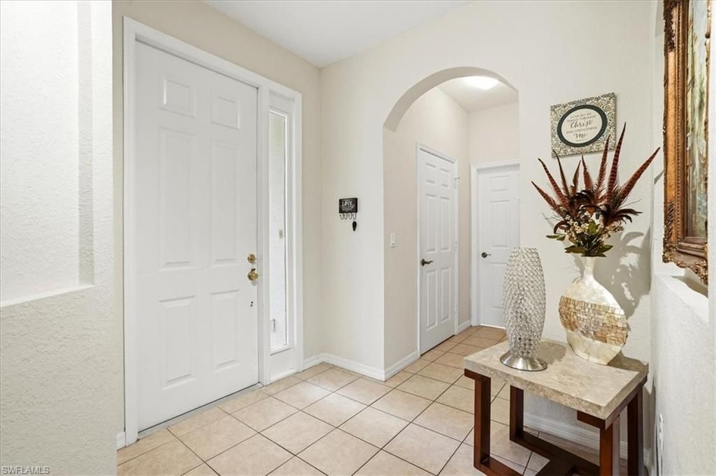 Photo of 7576 Bristol CIR, NAPLES, FL 34120 (MLS # 226010233)