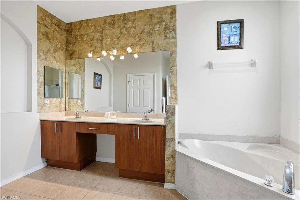 BRISTOL PINES - Residential