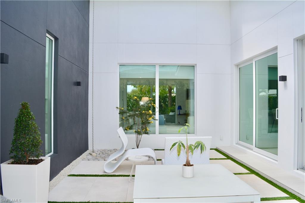 LAKE PARK - Residential