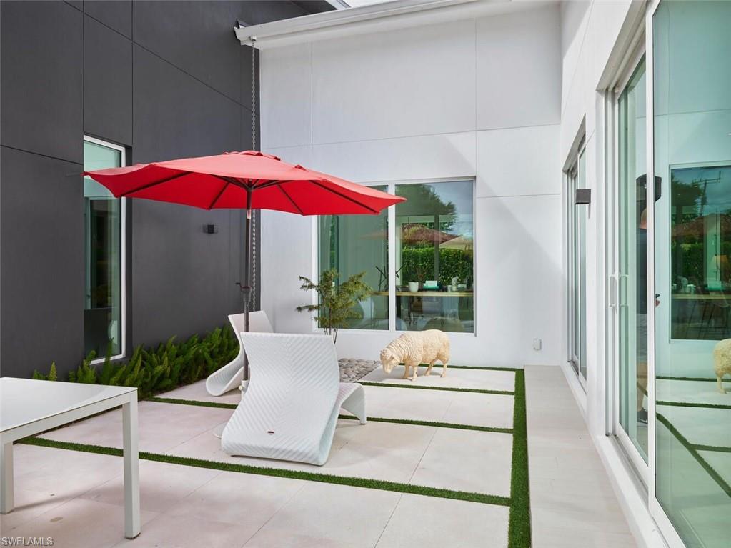 LAKE PARK - Residential