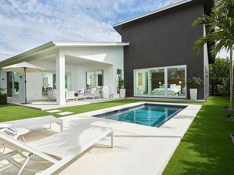 LAKE PARK - Residential