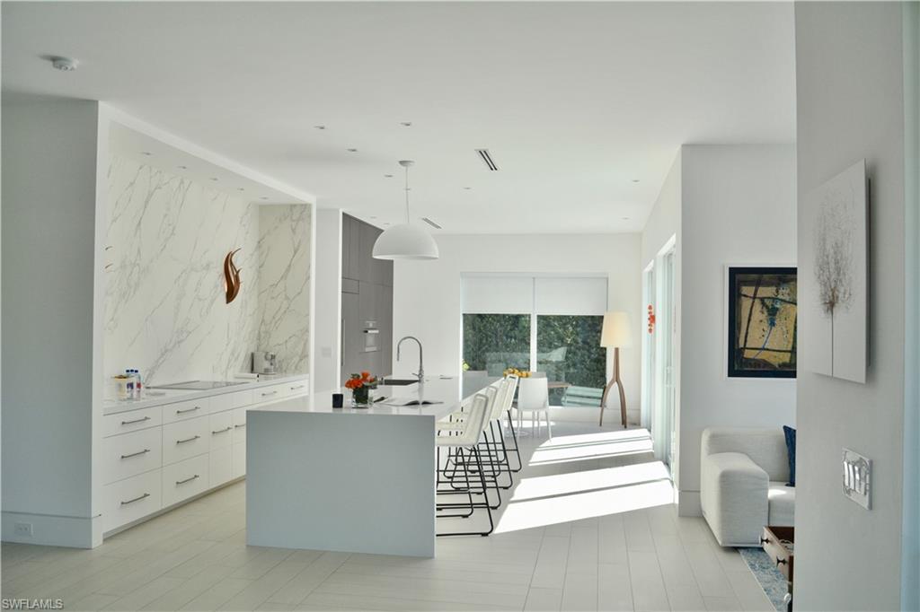 LAKE PARK - Residential