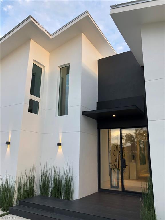 LAKE PARK - Residential