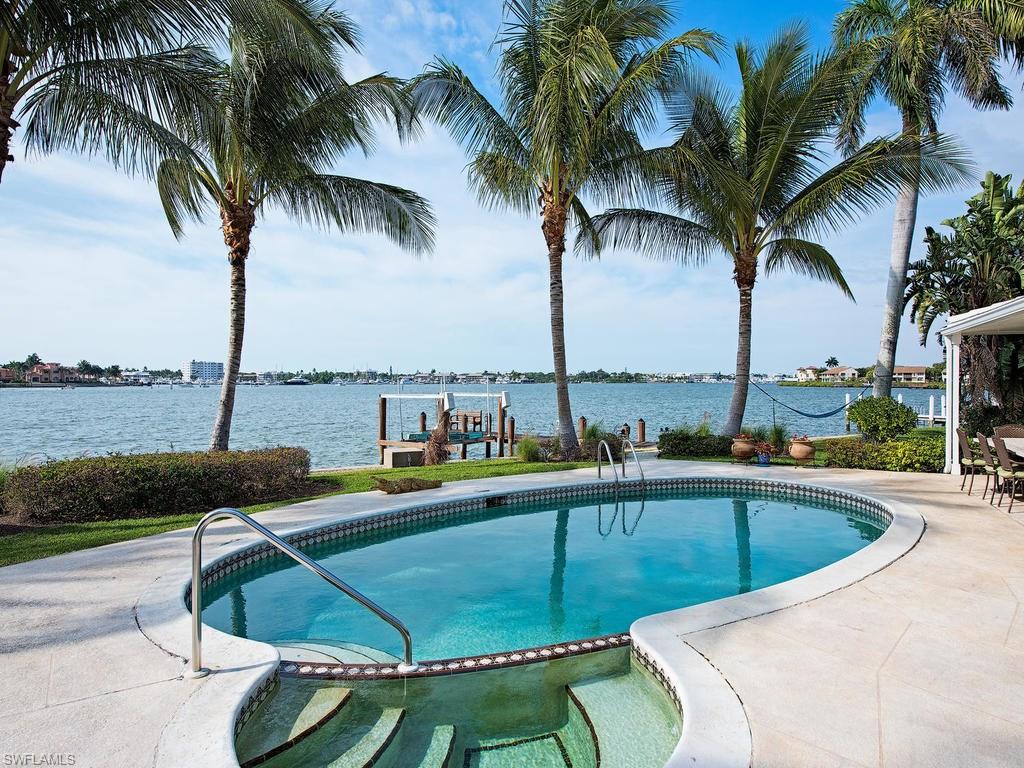 ROYAL HARBOR - Residential