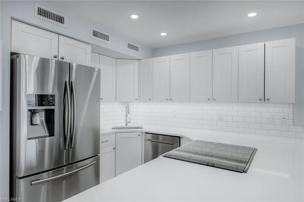 DOLPHIN WAY - Residential