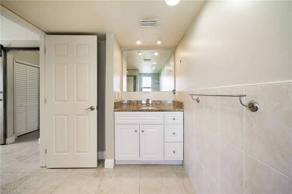 IMPERIAL SHORES - Residential