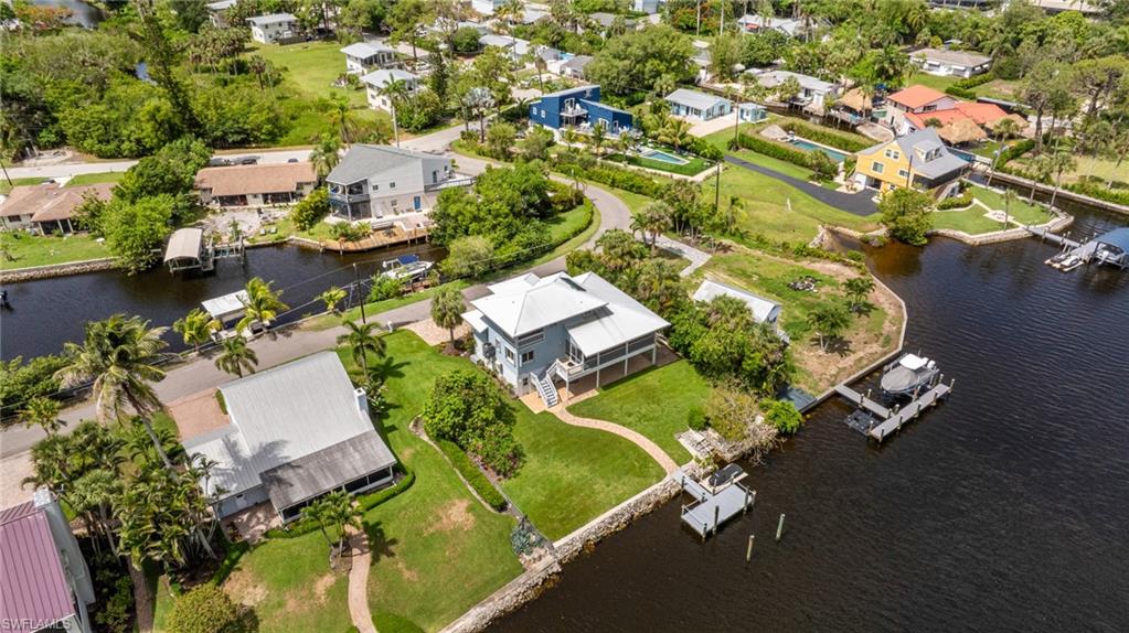 IMPERIAL SHORES - Residential