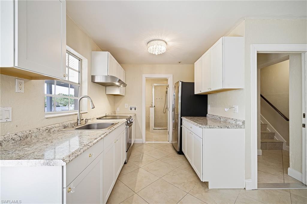 IMPERIAL SHORES - Residential