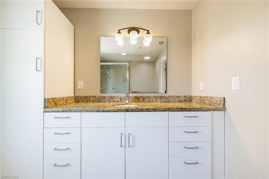 IMPERIAL SHORES - Residential