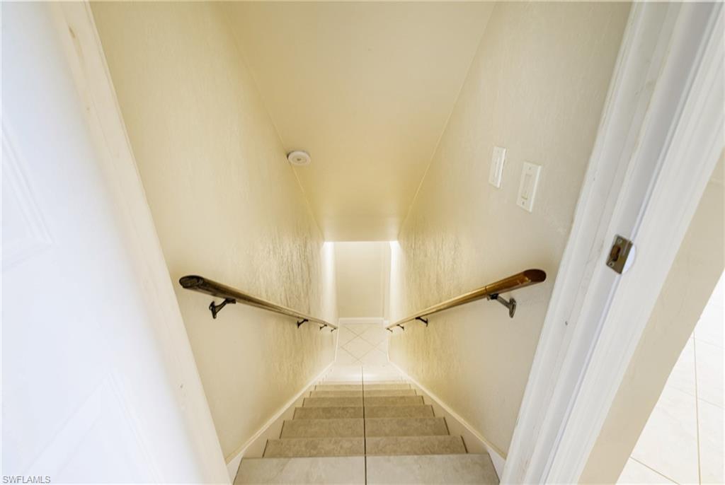 IMPERIAL SHORES - Residential