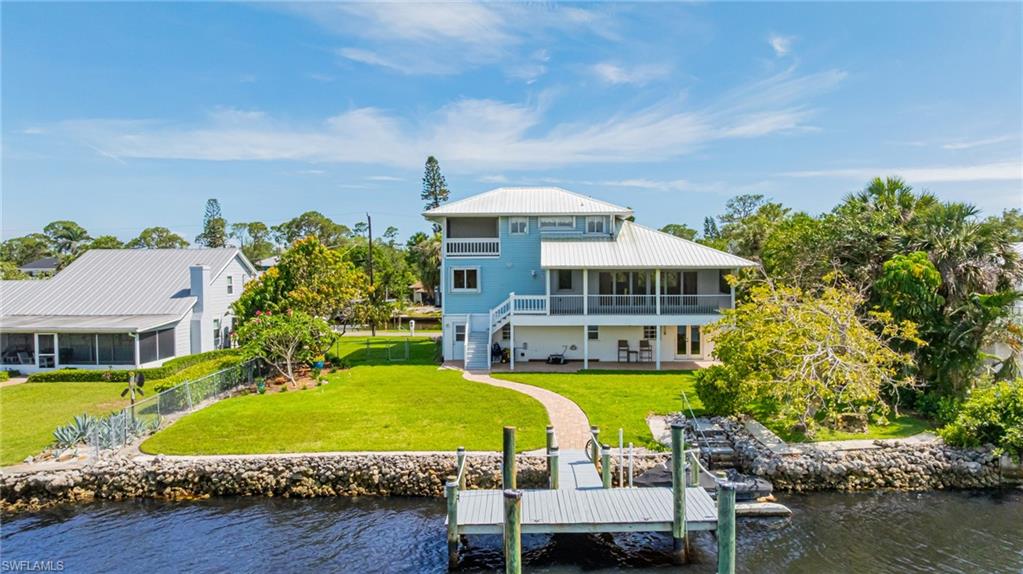 IMPERIAL SHORES - Residential