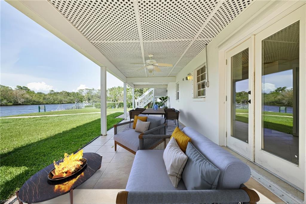 IMPERIAL SHORES - Residential