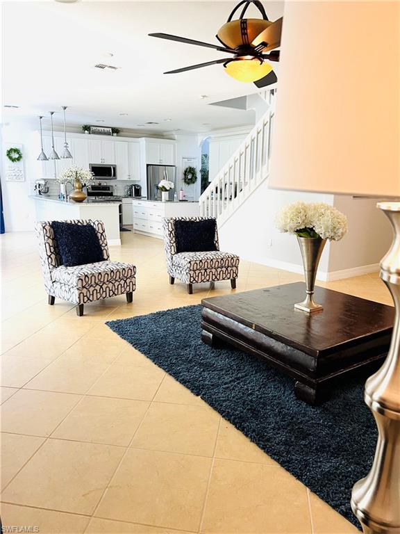 OLYMPIA POINTE - Residential