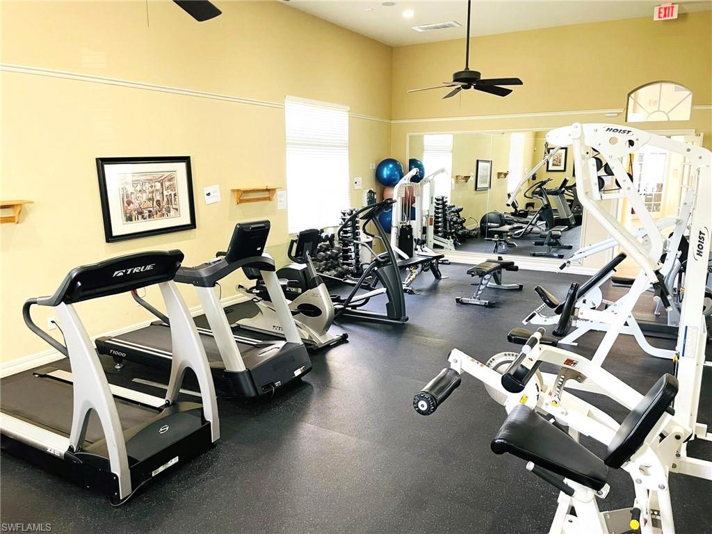 OLYMPIA POINTE - Residential