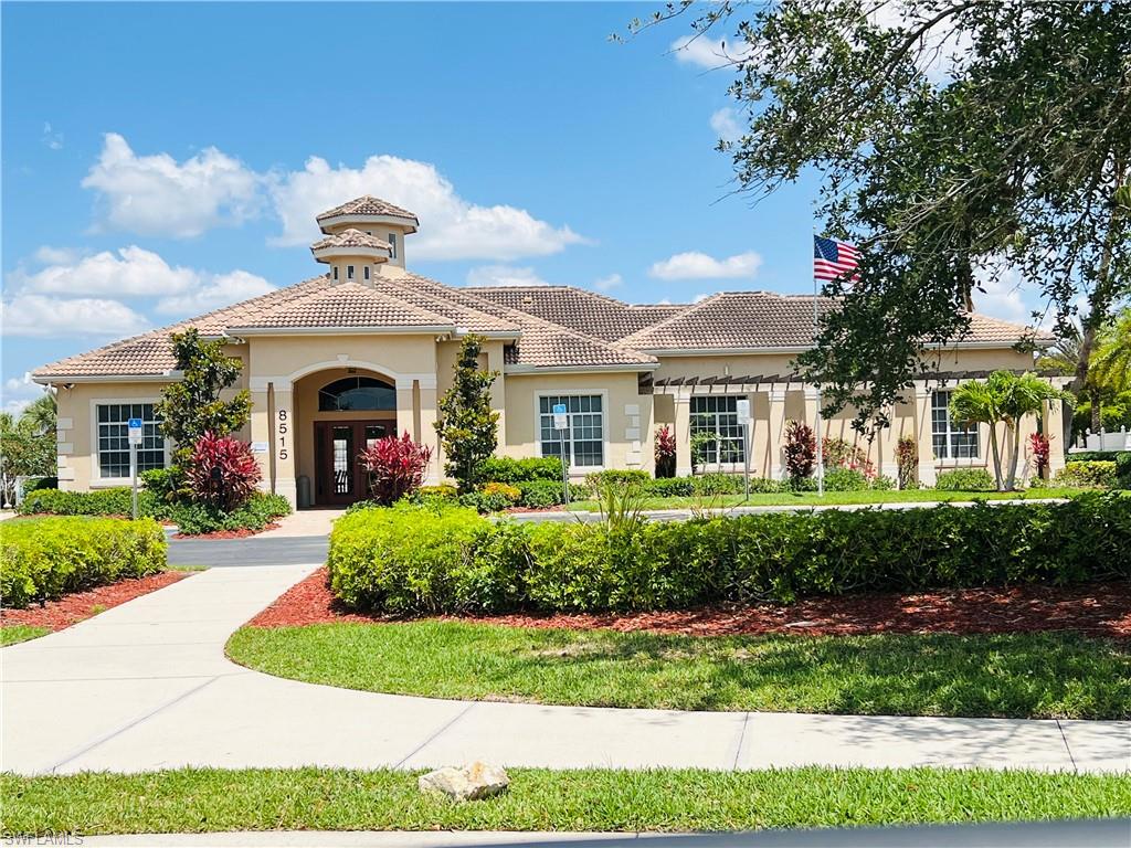 OLYMPIA POINTE - Residential