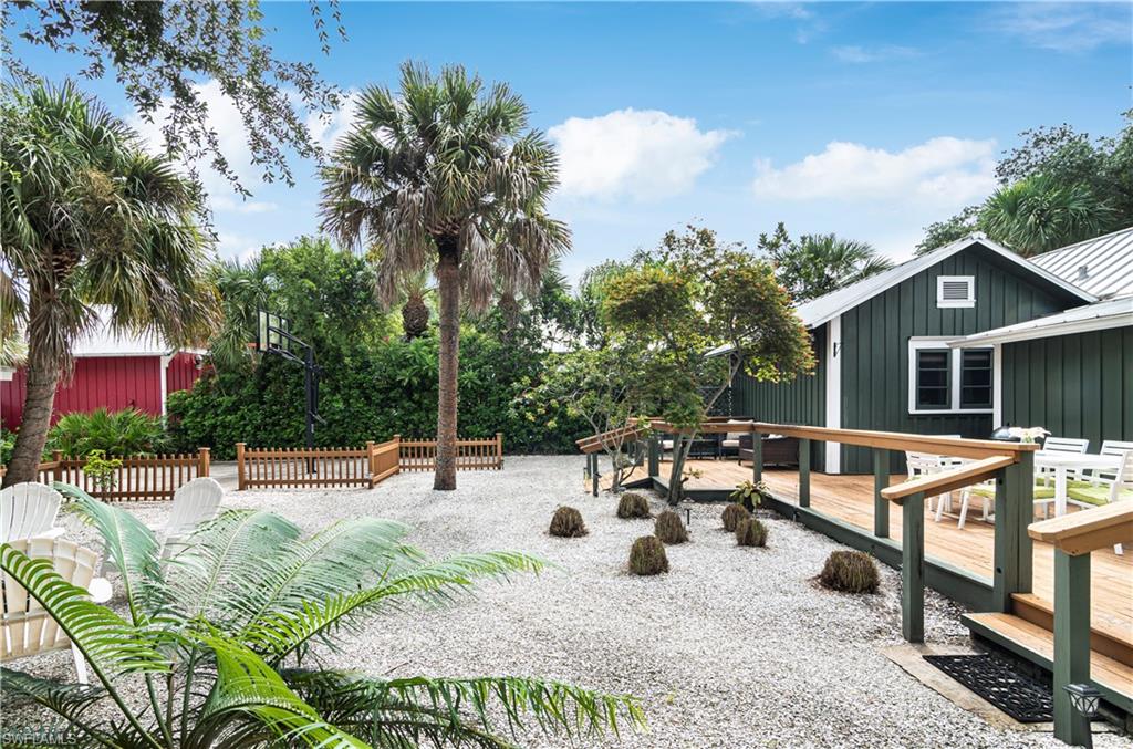 OLDE NAPLES - Residential