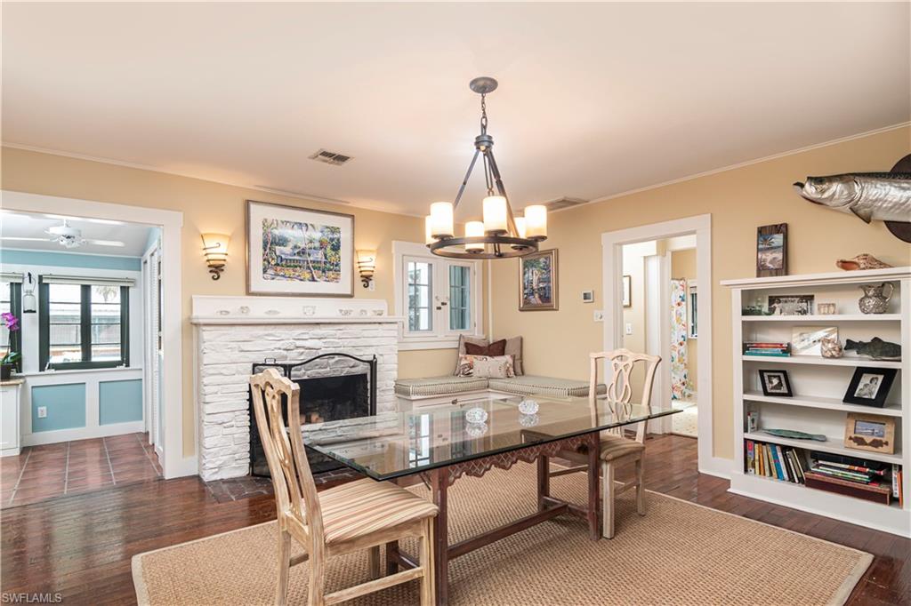 OLDE NAPLES - Residential