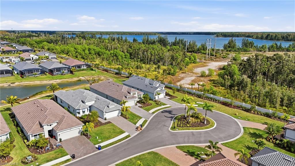 ESPLANADE LAKE CLUB - Residential Lease