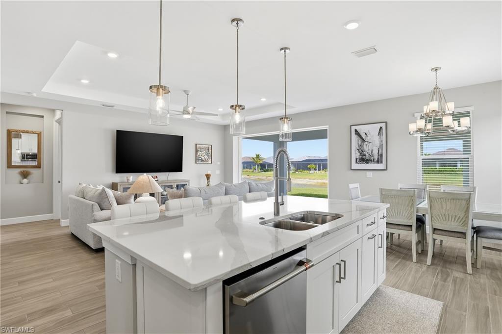 ESPLANADE LAKE CLUB - Residential Lease