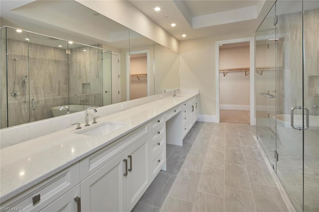 INFINITY AT THE COLONY - Residential