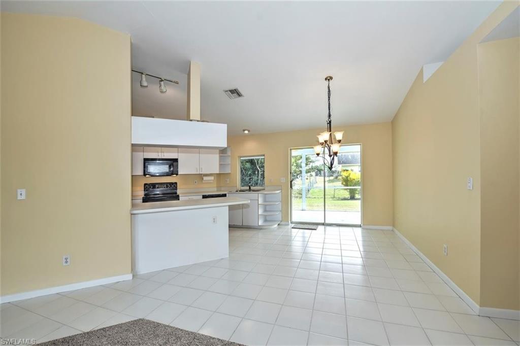 SAN CARLOS PARK - Residential