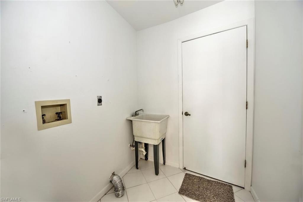 SAN CARLOS PARK - Residential