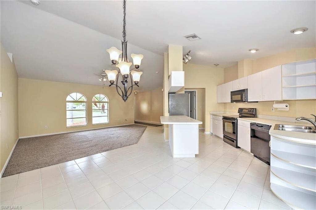 SAN CARLOS PARK - Residential