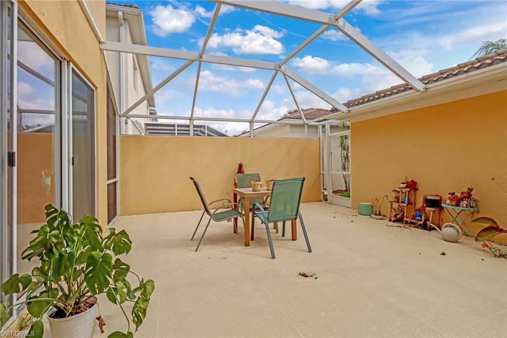 VERONA WALK - Residential