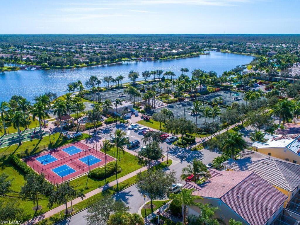 VERONA WALK - Residential