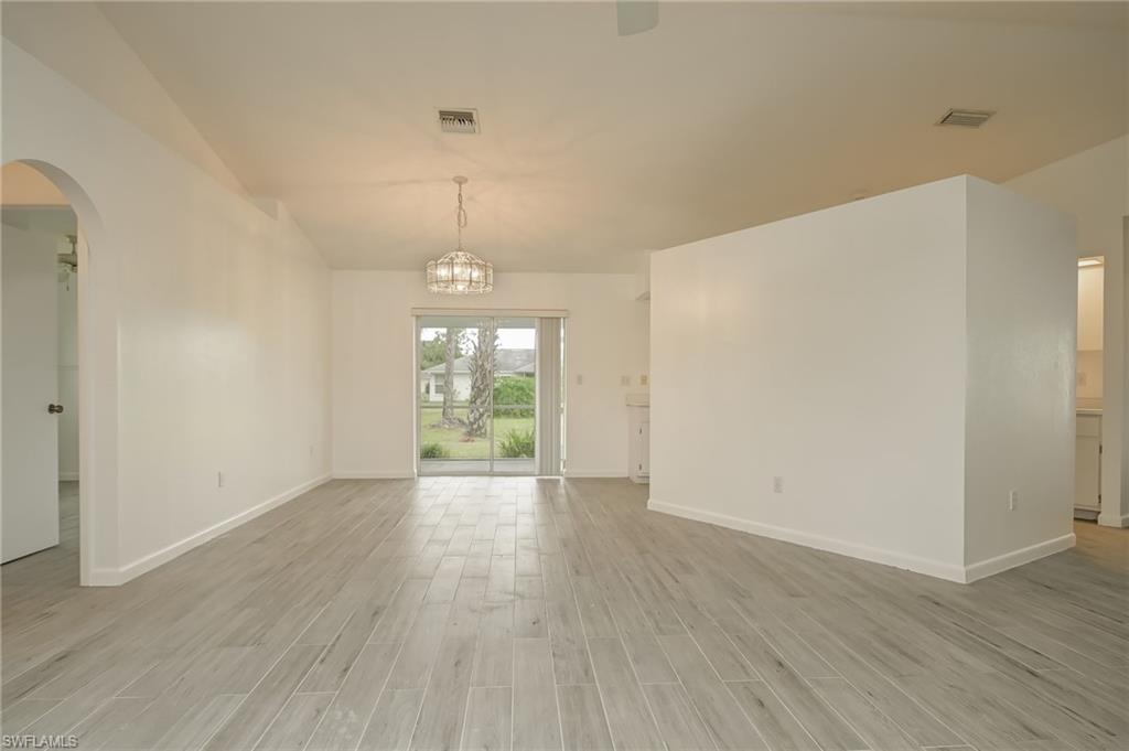 OAKWOOD - Residential