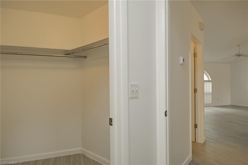 OAKWOOD - Residential