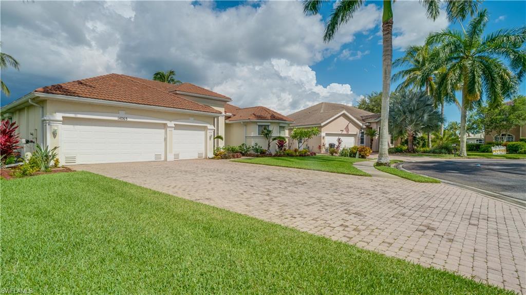 REFLECTION LAKES - Residential